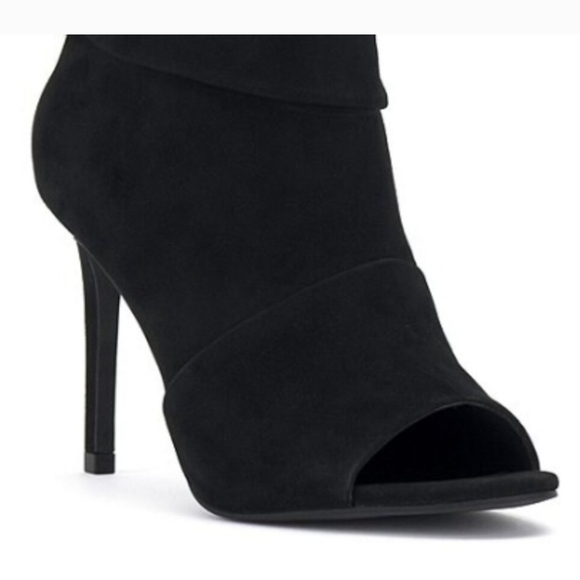 🖤🔹️Vince Camuto🔹️ Womens ANTAYA Suede Peep Toe Ankle Booties Shoes - Picture 4 of 6